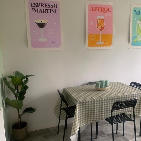 Cosy First Floor Flat Apartman Hereford Kültér fotó